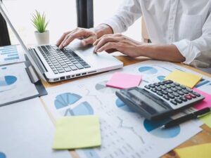 Người học lựa chọn học cao đẳng từ xa Kế toán với nhiều lợi ích