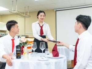Lộ trình học ngành Quản trị Khách sạn hệ cao đẳng